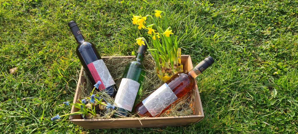 Oster-Päckchen mit Weingut Dobler Sommernachtstraum