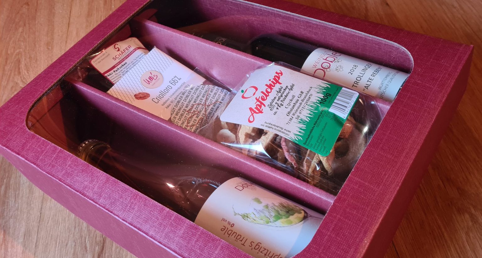 Geschenkpakete zu Weihnachten Weingut Dobler